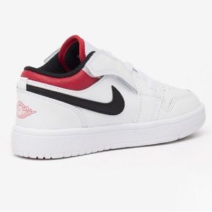 Jordan 1 Alt Sneakers